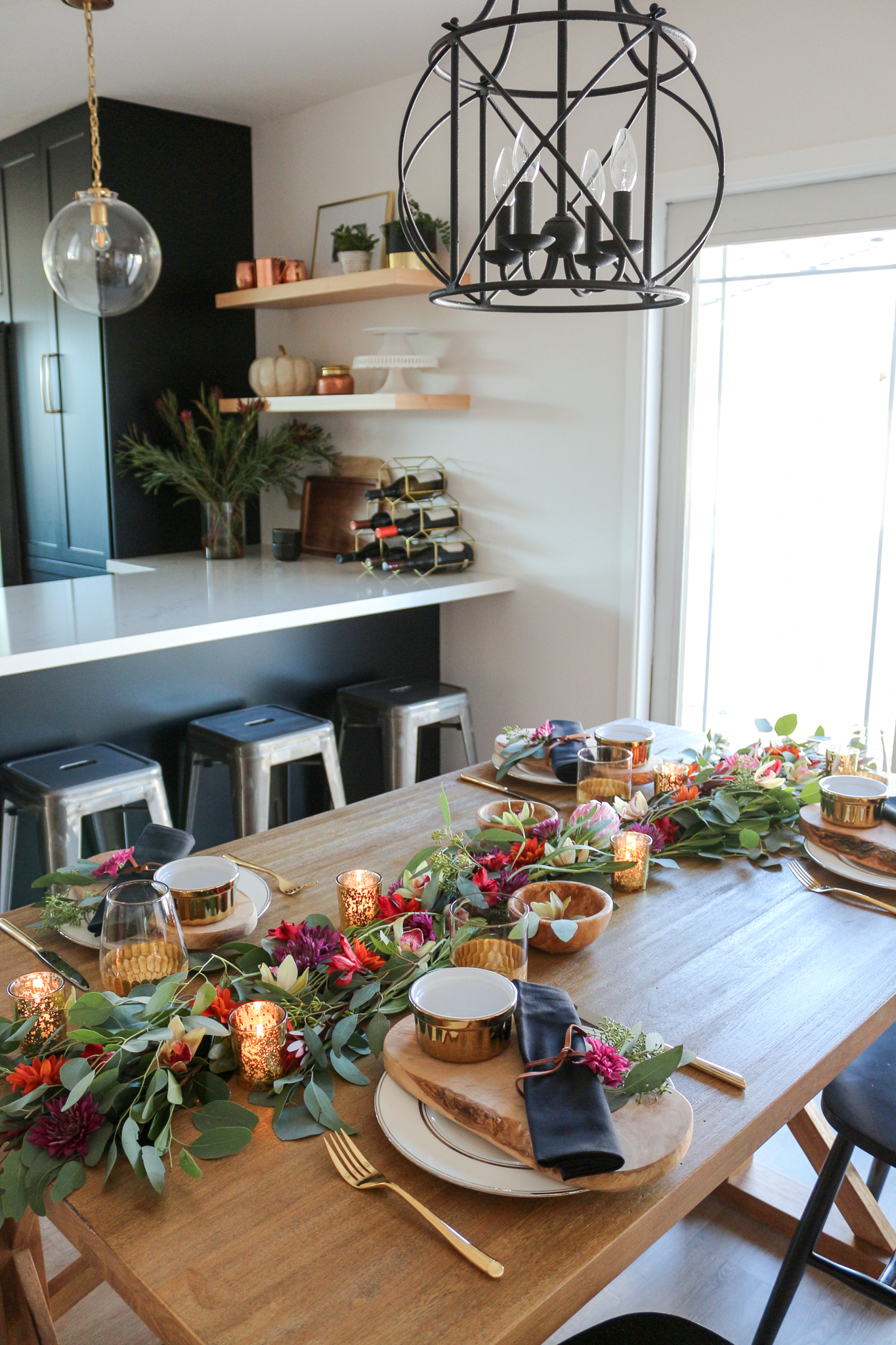 Holiday Decorating Inspiration: Tablescapes + Sideboards + Christmas Trees - 1111 Light Lane