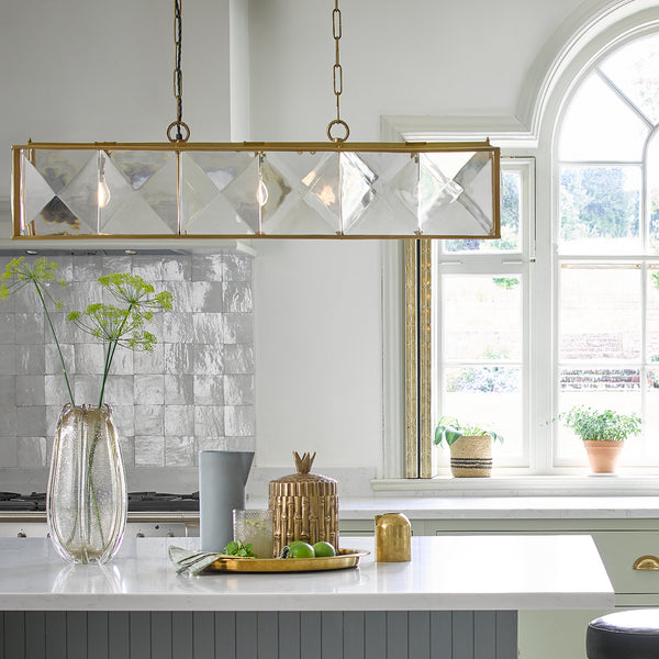 How to light a kitchen island - inspiration and ideas for pendants and
