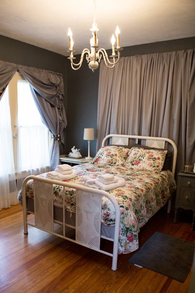 How to Use Curtains to Hide a Window Behind a Bed | Hawk Hill