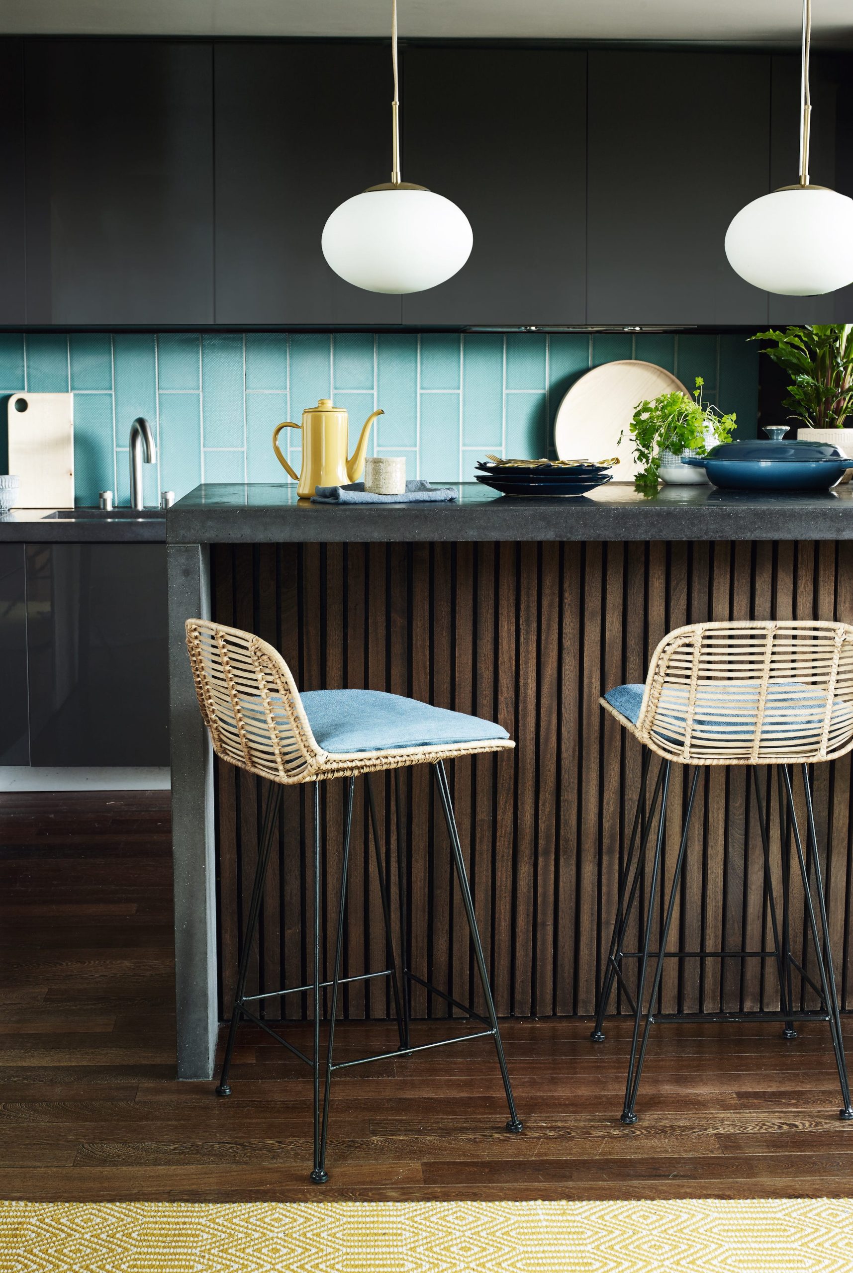Kitchen Islands - 37 Kitchen Island Ideas For 2025