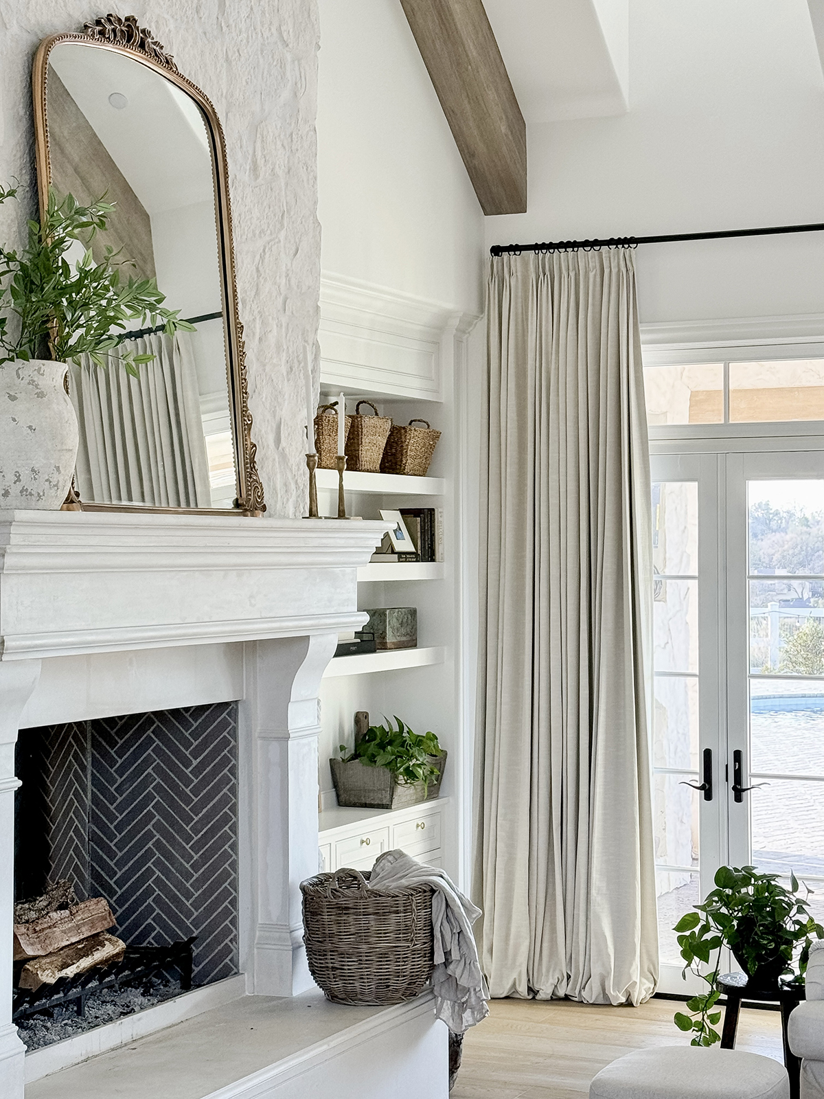 Modern French Country Farmhouse Tour - Maison de Cinq