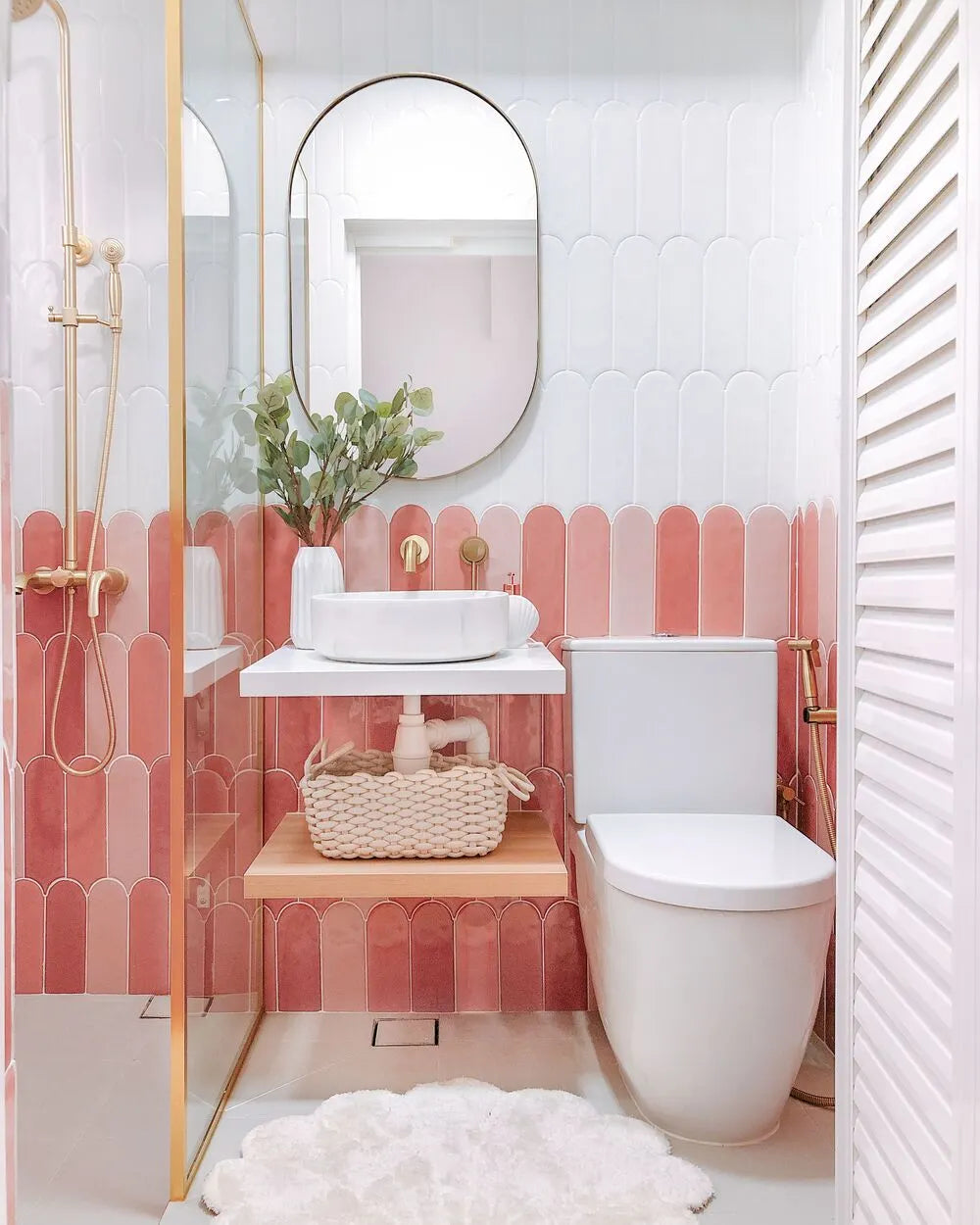 Stylish Vintage + Modern Pink Bathrooms We Love – Odele Beauty