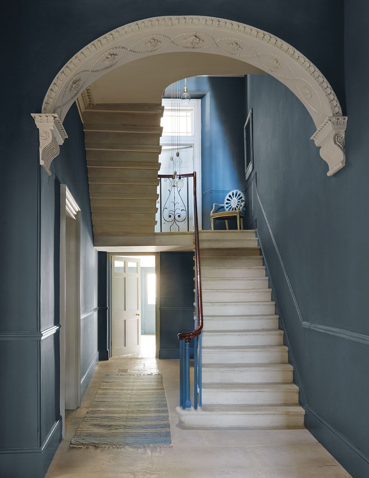 The paint colours that work well in a dark hallway | House & Garden