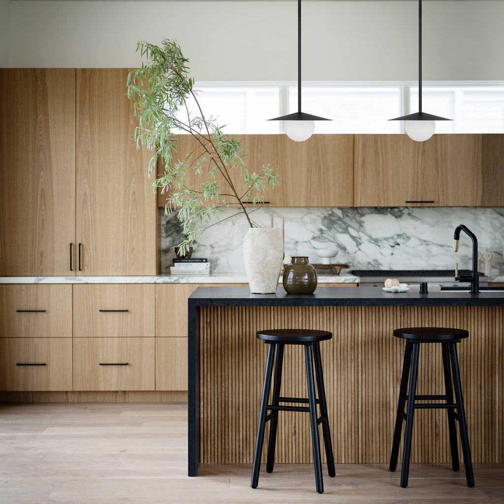 The Perfect Height for Hanging Pendants Over a Kitchen Island – Cedar & Moss