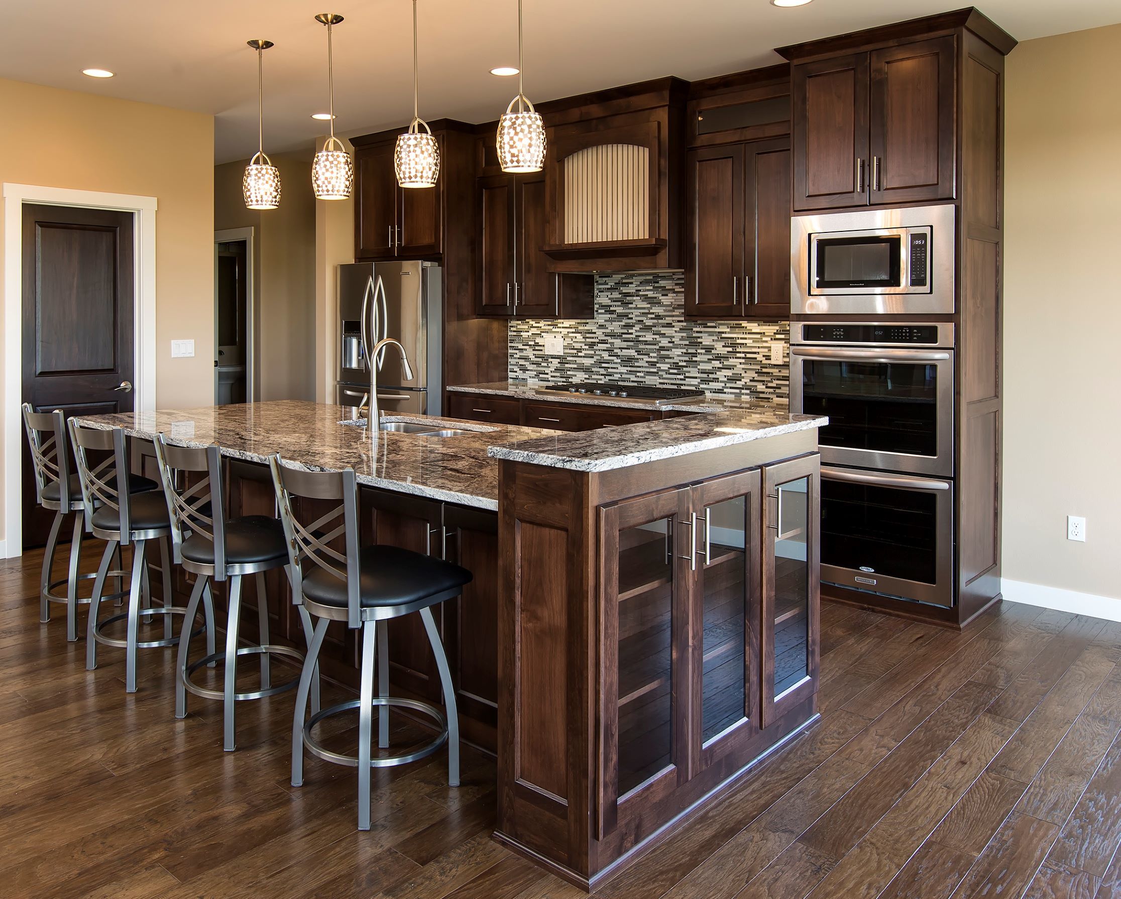 Traditional Kitchen Cabinets | Bayer Interior Woods
