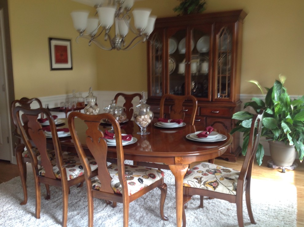 Updating 1980s queen anne dining table, hutch and buffet? See pics. | Houzz Forum