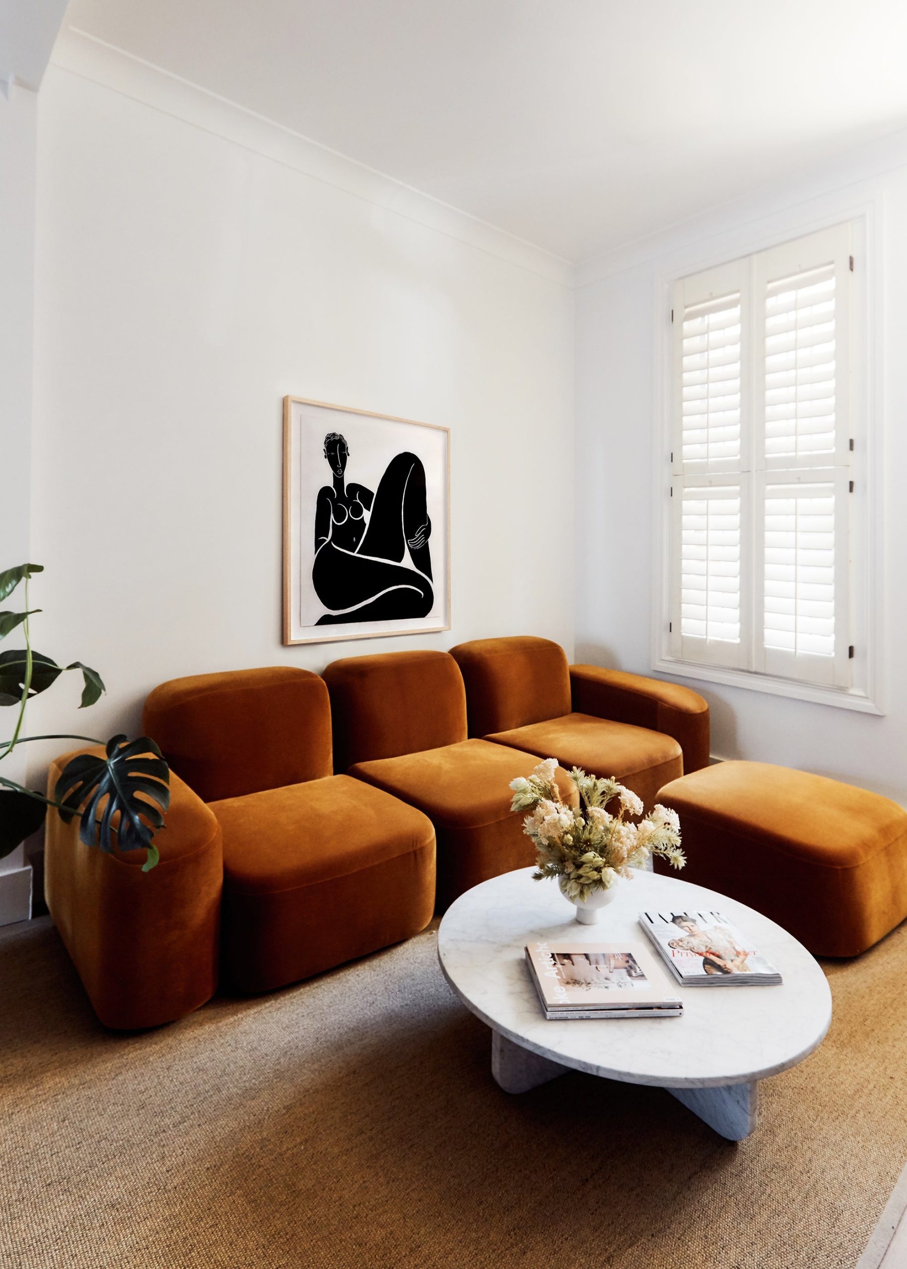 Velvet Couches Are Going Viral on Instagram, Here Are 7 We Love – Bed Threads