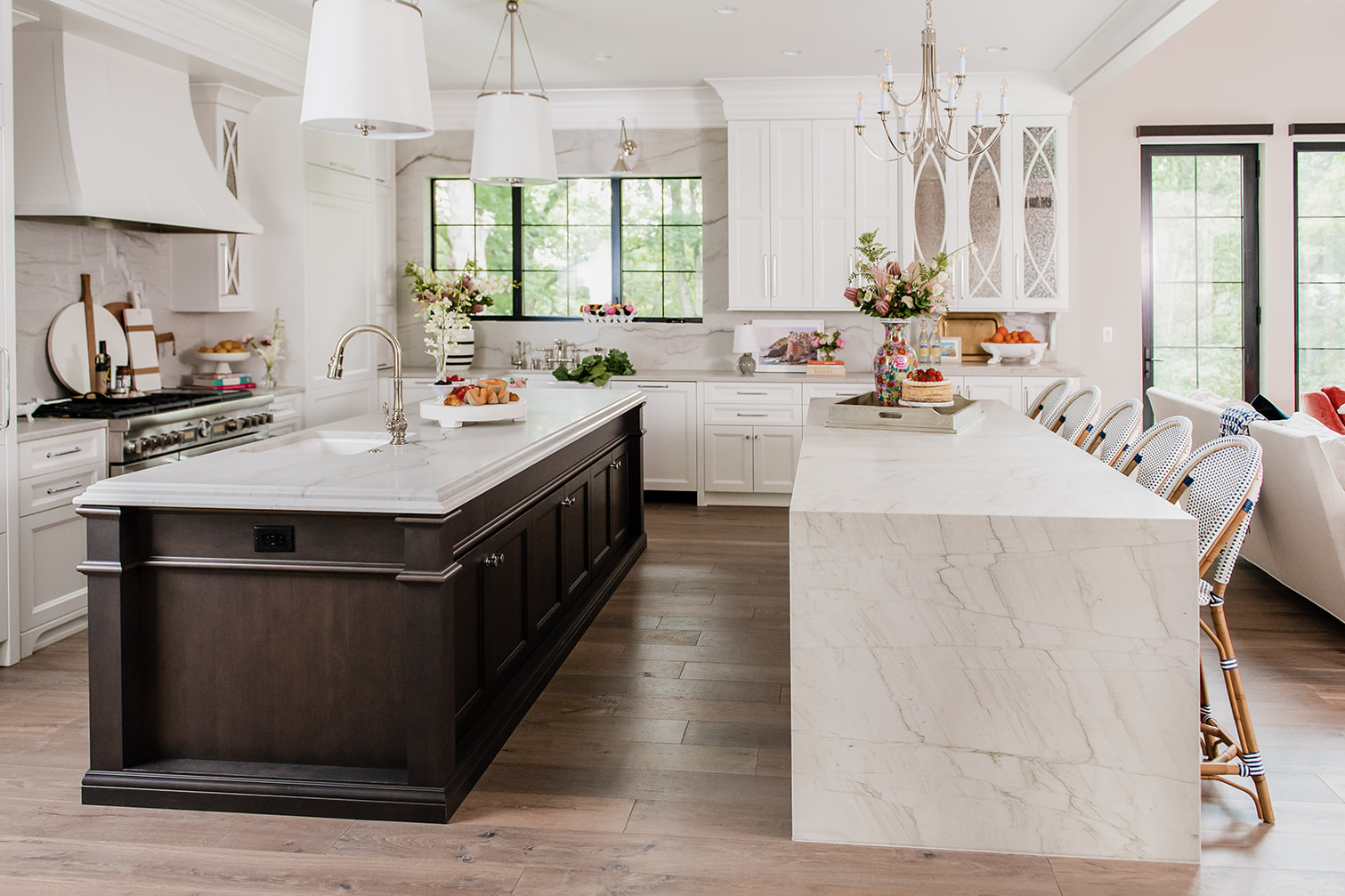 Why You Need a Trendy Double Island Kitchen Layout