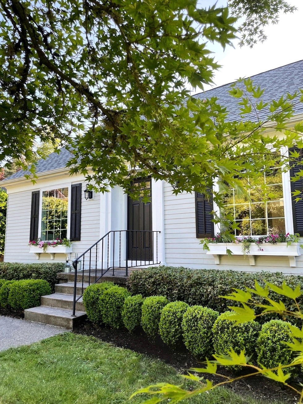 Window Boxes to Add Curb Appeal (Kylee's House Update) - The Inspired Room