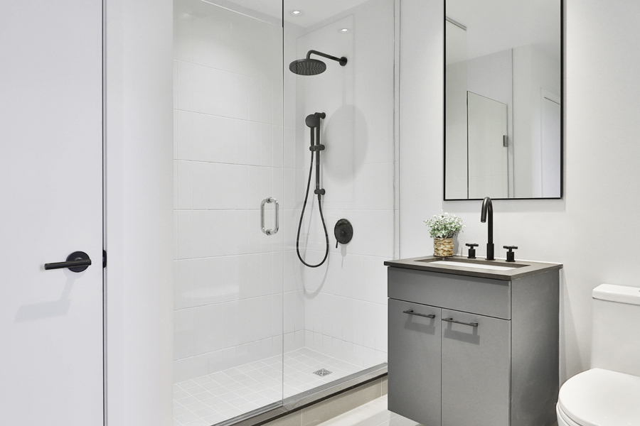 10 Walk-In Shower Ideas For Small Bathrooms - Metropolitan Bath & Tile
