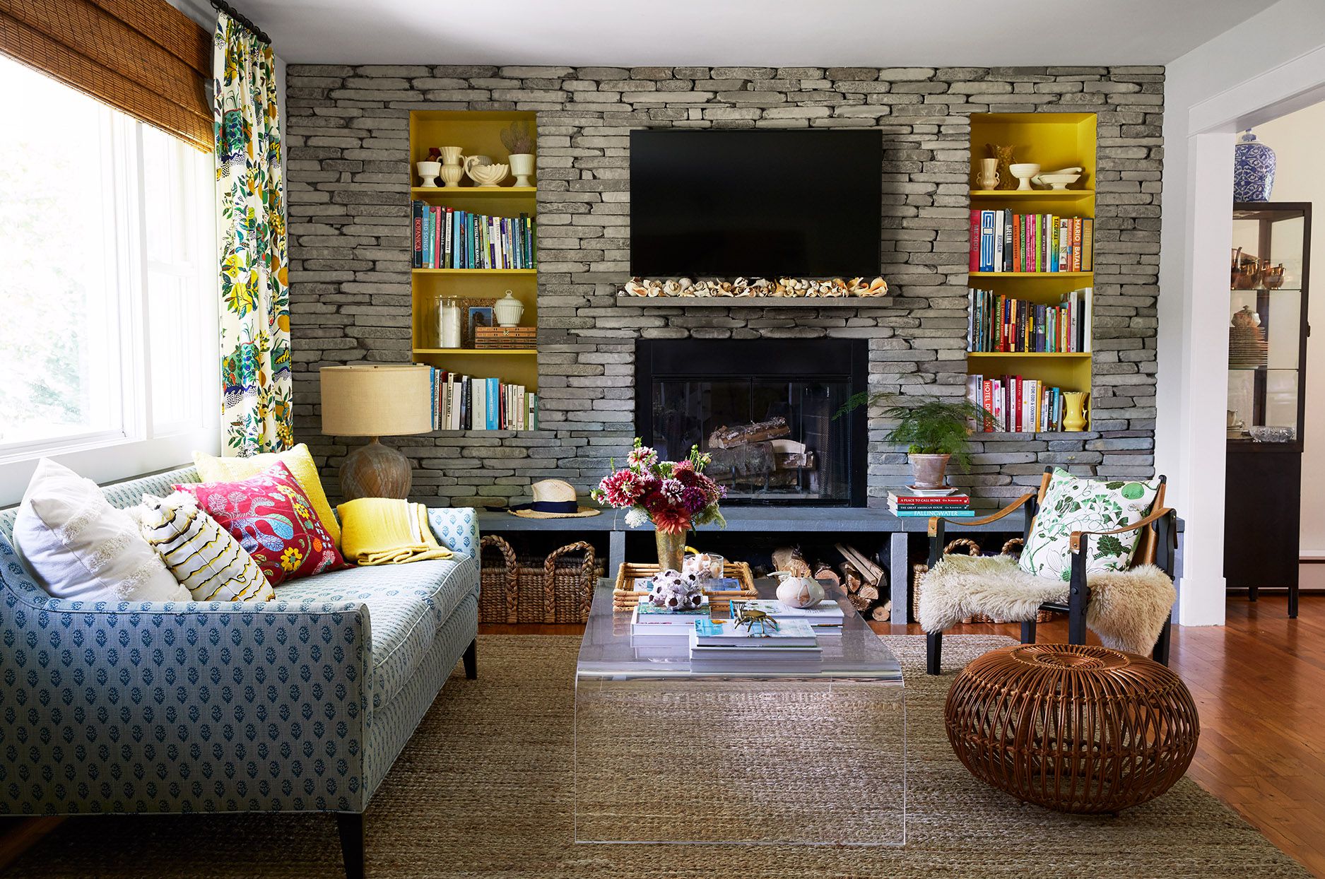 11 Cheap Living Room Decor Ideas