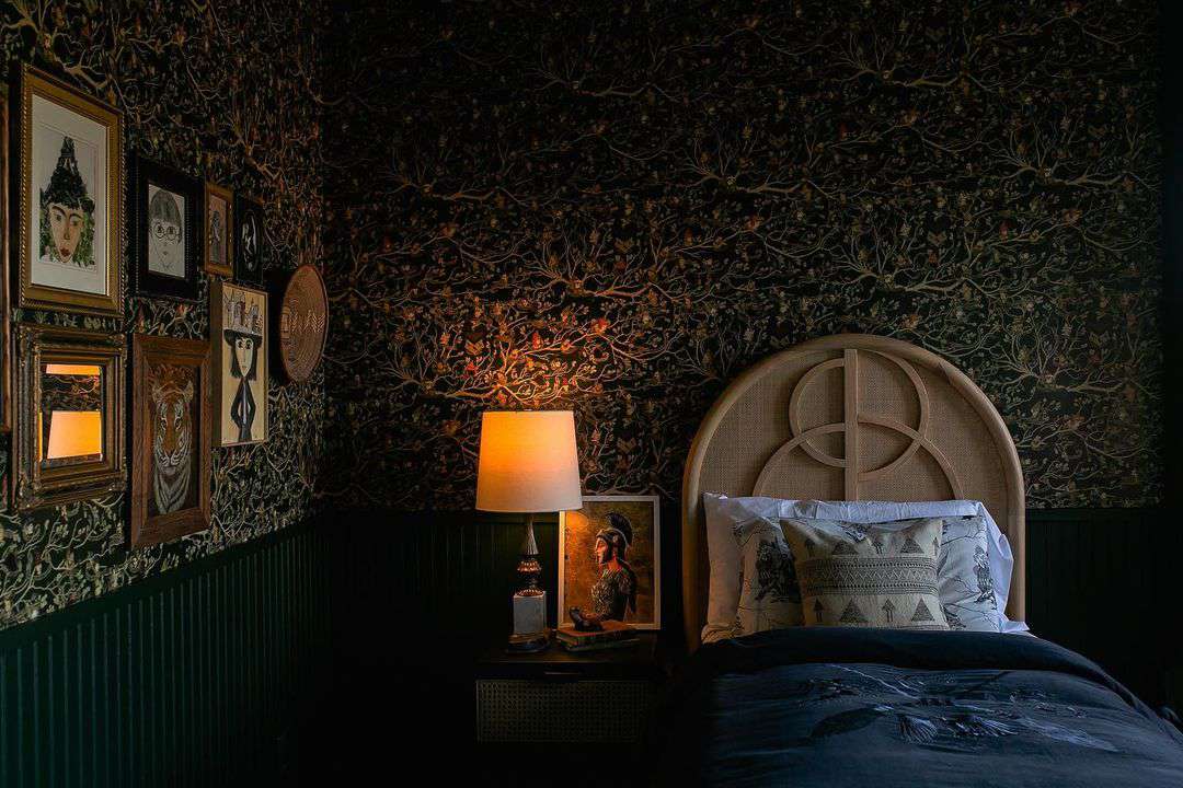 11 Dark Academia Bedroom Ideas You'll Want To Copy