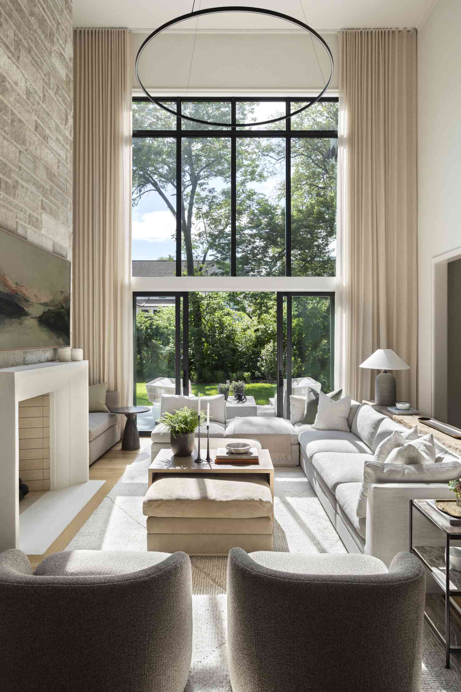 14 Minimalist Living Room Ideas for a Serene Space