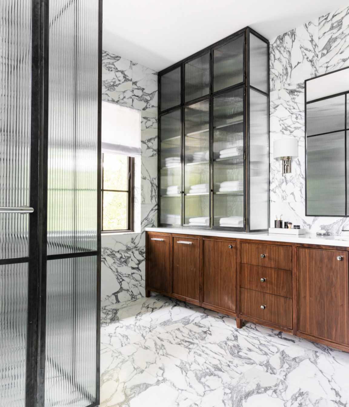 20 Gorgeous Marble Bathrooms to Inspire You