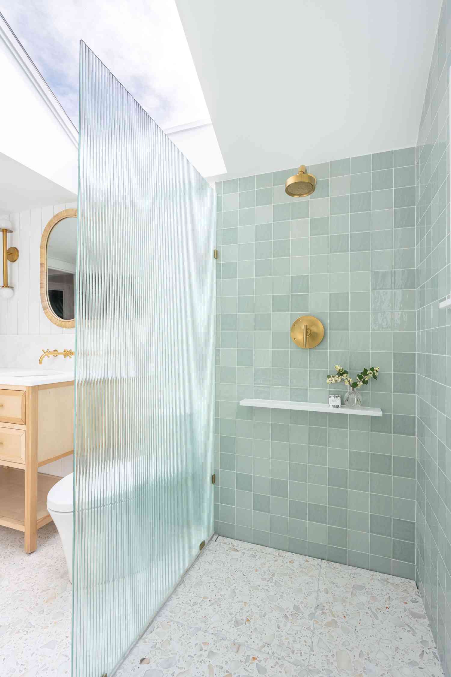 30 Neutral Bathroom Ideas That Are Timeless and Relaxing