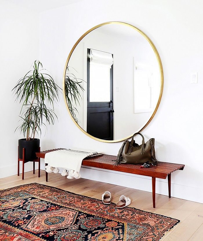 30 Ways to Style Large Round Mirrors