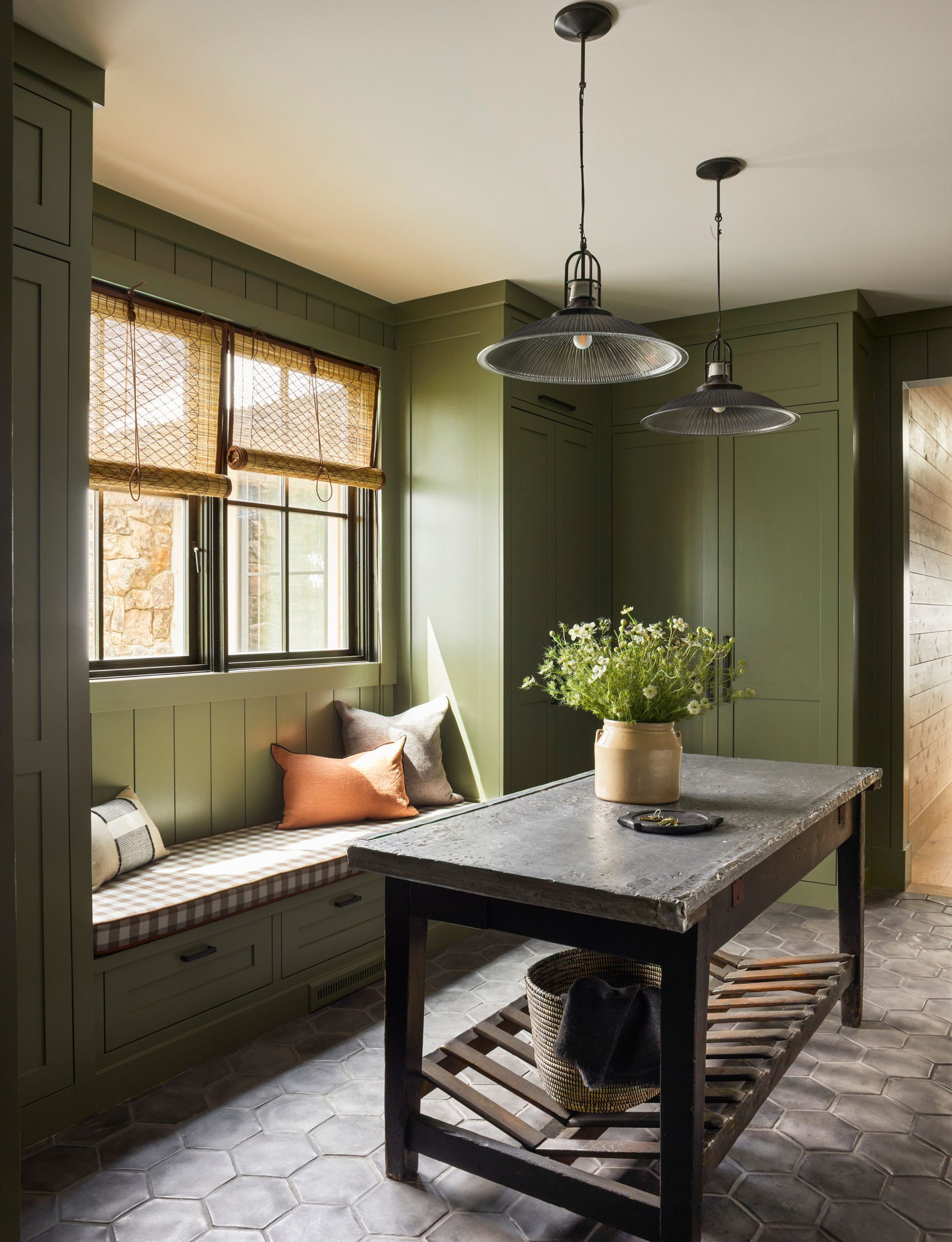 34 Sage Green Decorating Ideas for Every Room