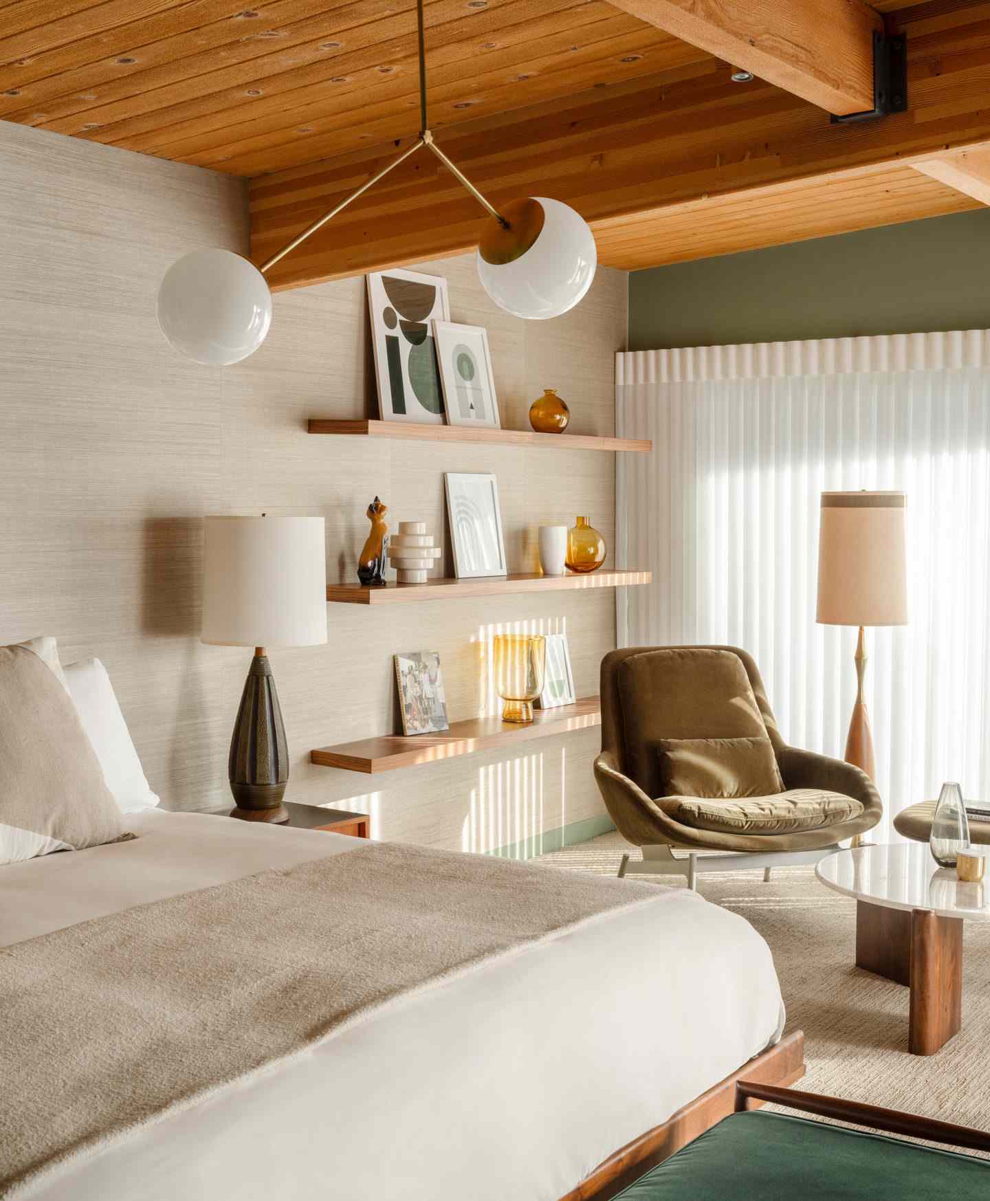 38 Dark Green Accent Walls That Will Create the Ultimate Ambiance
