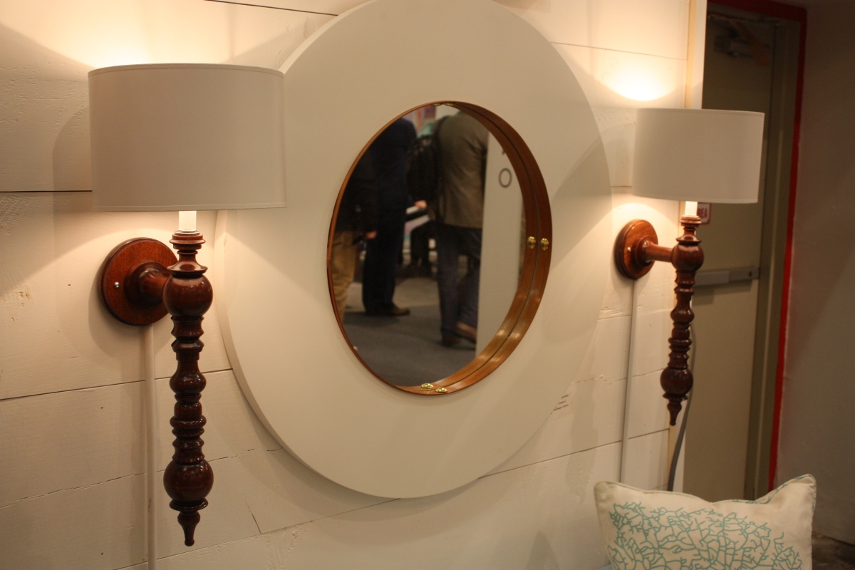 5 Mirror Decorating Mistakes I Keep Seeing in Finished Homes