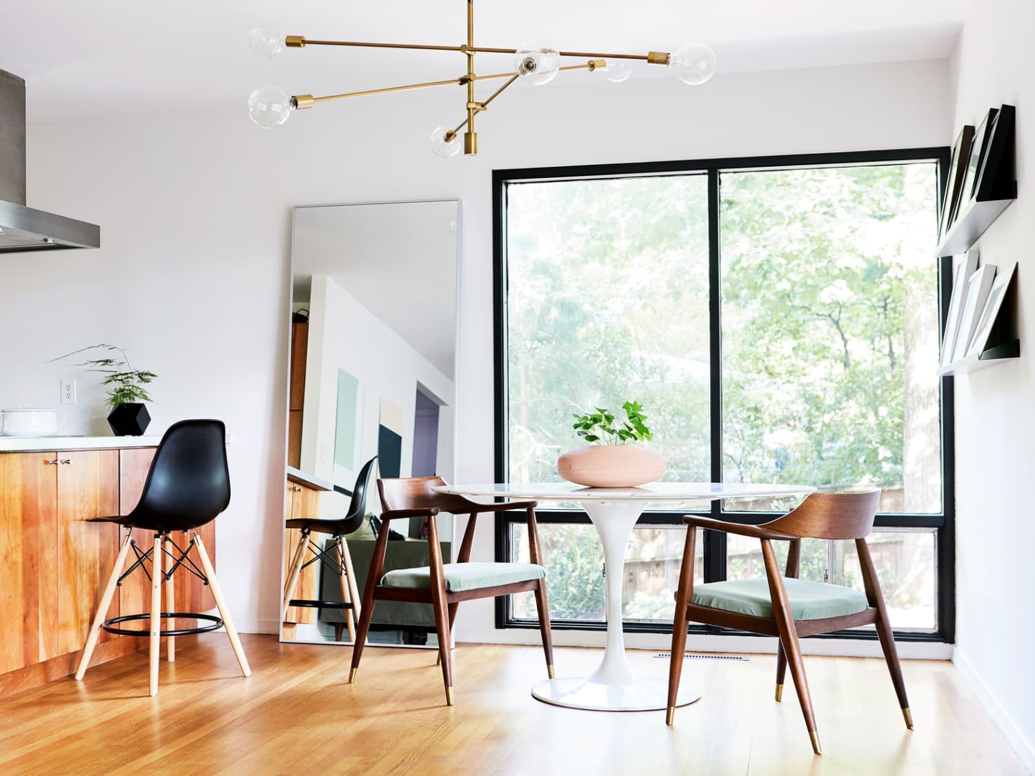 7 Mid-Century Modern Decor Trends You Might Regret, According to Designers | Apartment Therapy