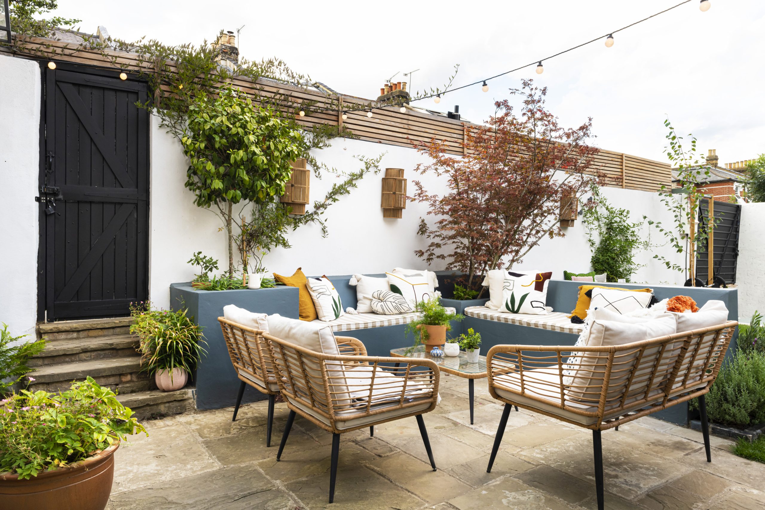 A Budget Ideas For Small Garden Seating Area 15 Garden Seating Ideas – Cosy, Stylish, Budget-friendly Looks For
