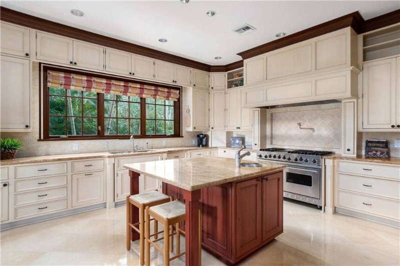 A Chef's Dream Kitchen: 5 Gorgeous South Florida Kitchens | Premier Estate Properties
