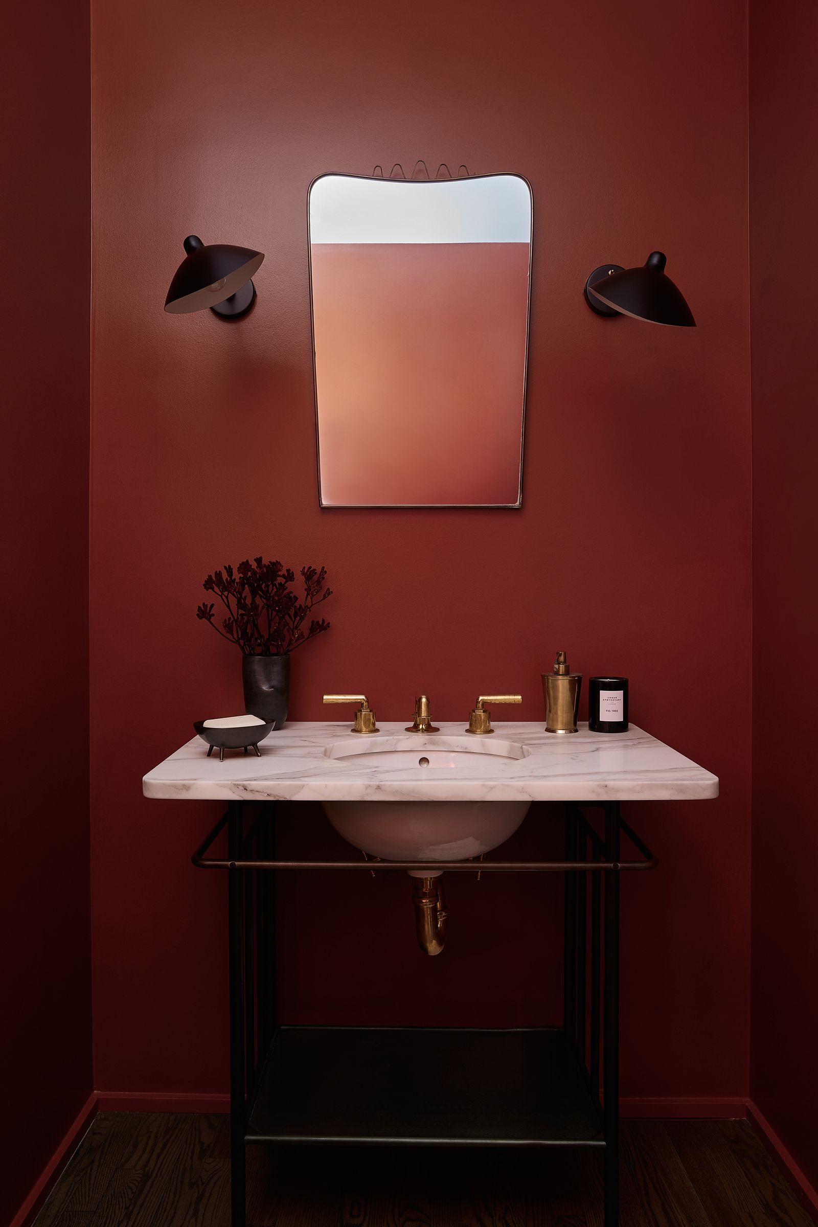 Best Small Bathroom Ideas: 33 Design Tricks To Make Your Bathroom Feel Bigger Than It Really Is | AD Middle East