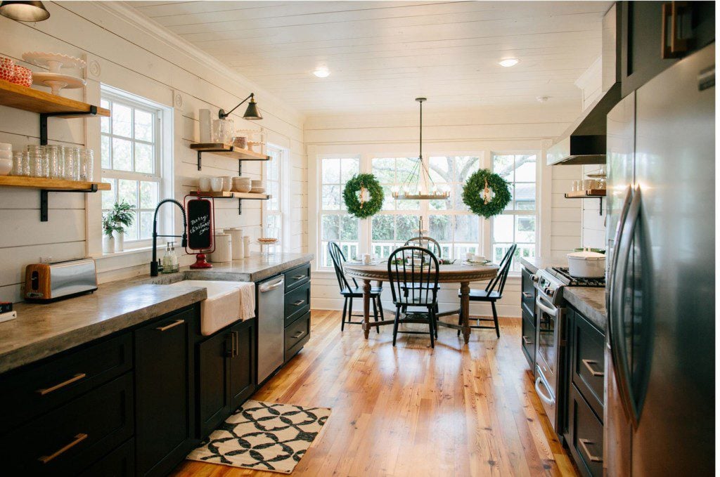 Black Kitchen Cabinets - the Next Big Trend? – Welsh Design Studio