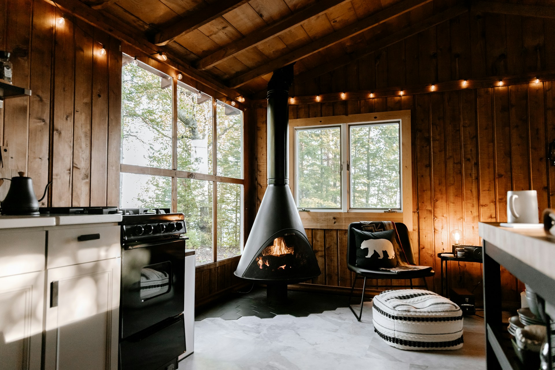 Cabin Oasis: Essentials of Rustic Design | National Assemblers