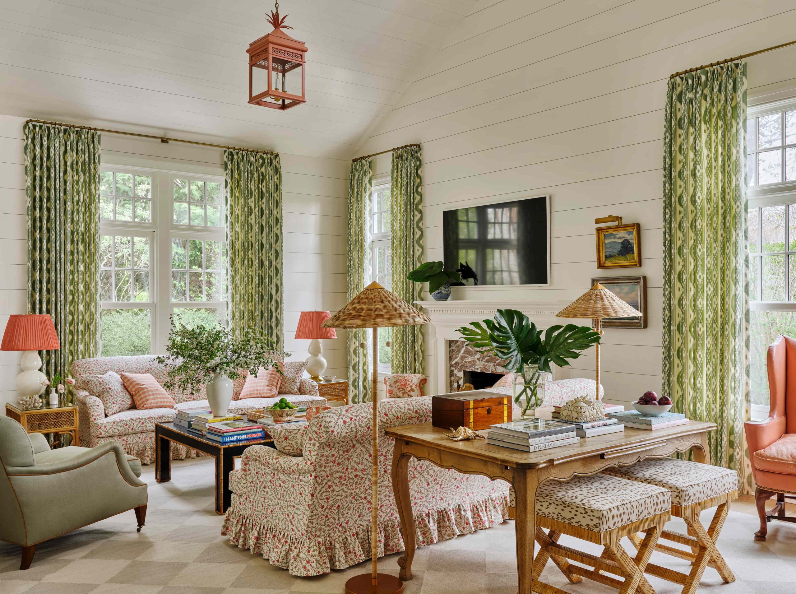 Coastal Interior Design: 5 Hallmarks of the Seaside Style
