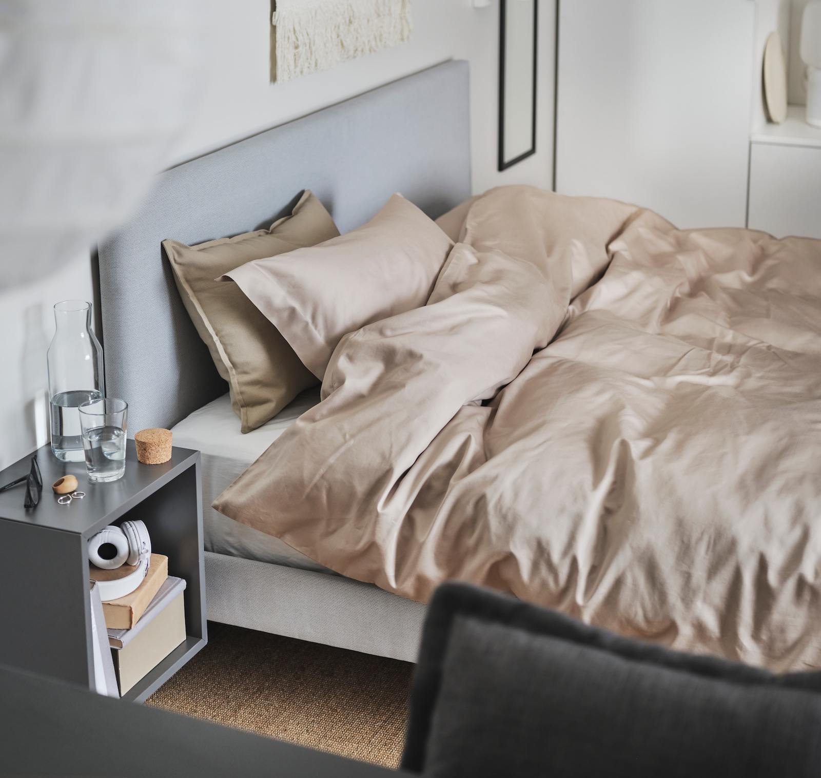 Decorating a Guest Bedroom: 16 Design Ideas to Include
