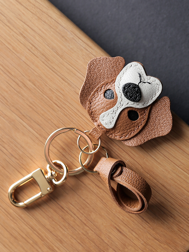 Handmade Leather Beagle Dog Bag Charm Keychain | Zodiac Dog Accessory – LuckyBagcharms