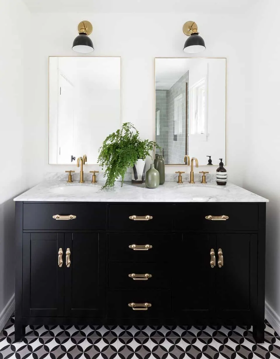 Heidi-Caillier-Design-master-bathroom-design-black-white-cement-tile - Heidi Caillier