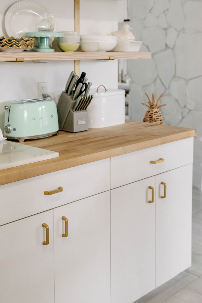 How To Paint Laminate Kitchen Cabinets