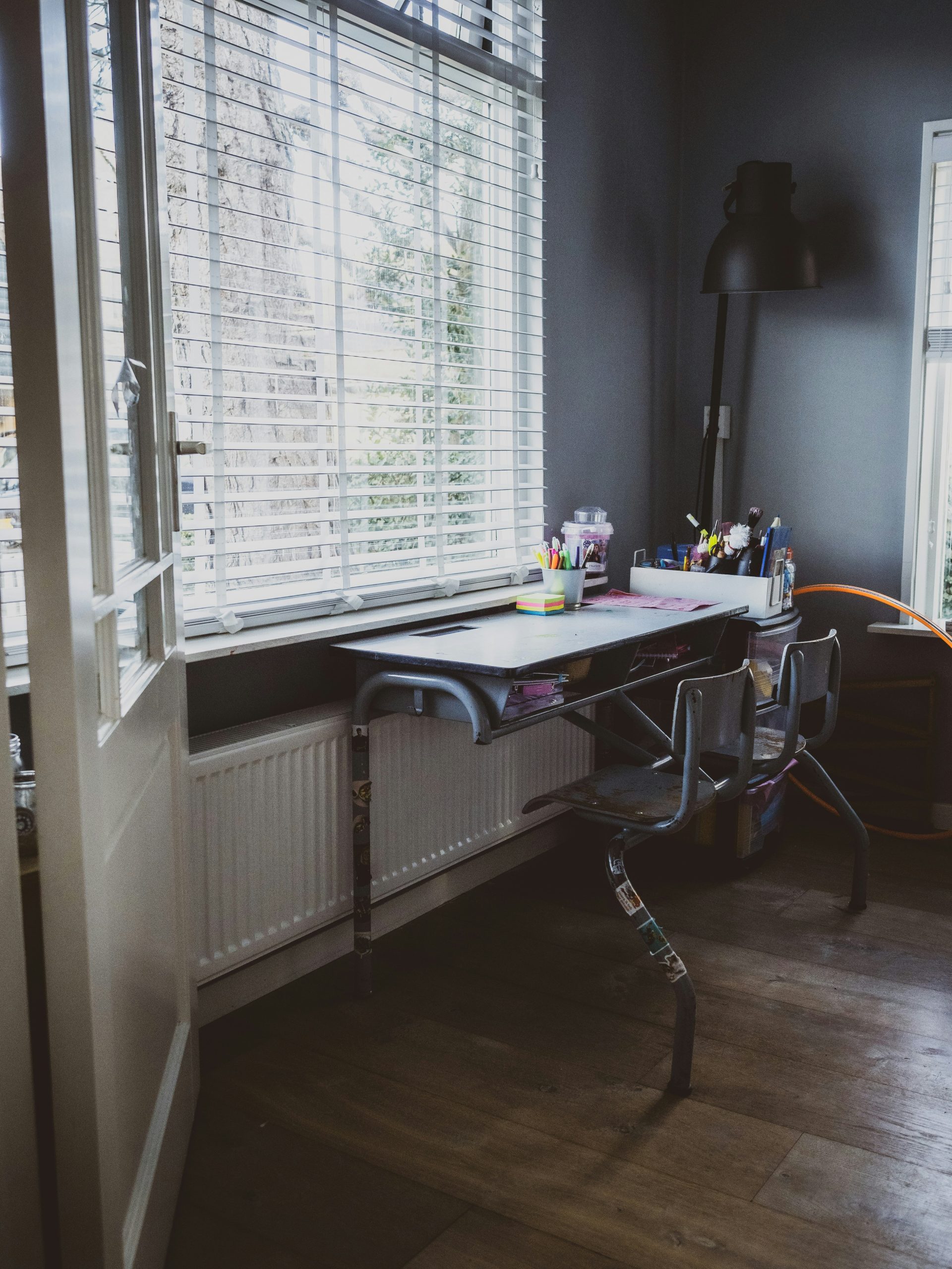 Kids room turned into home school class room