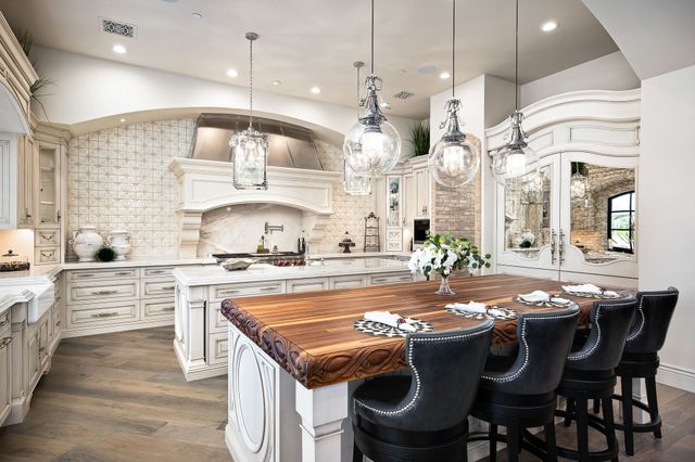 Luxury Kitchen Trends for New Builds