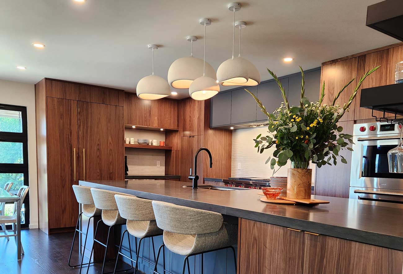 Mid-Century Modern Kitchen ~ Lafayette, CA - Custom High End Cabinets | Kitchen Cabinet Suppliers Bay Area | Bath Vanity Cabinets | Distinctive Cabinetry