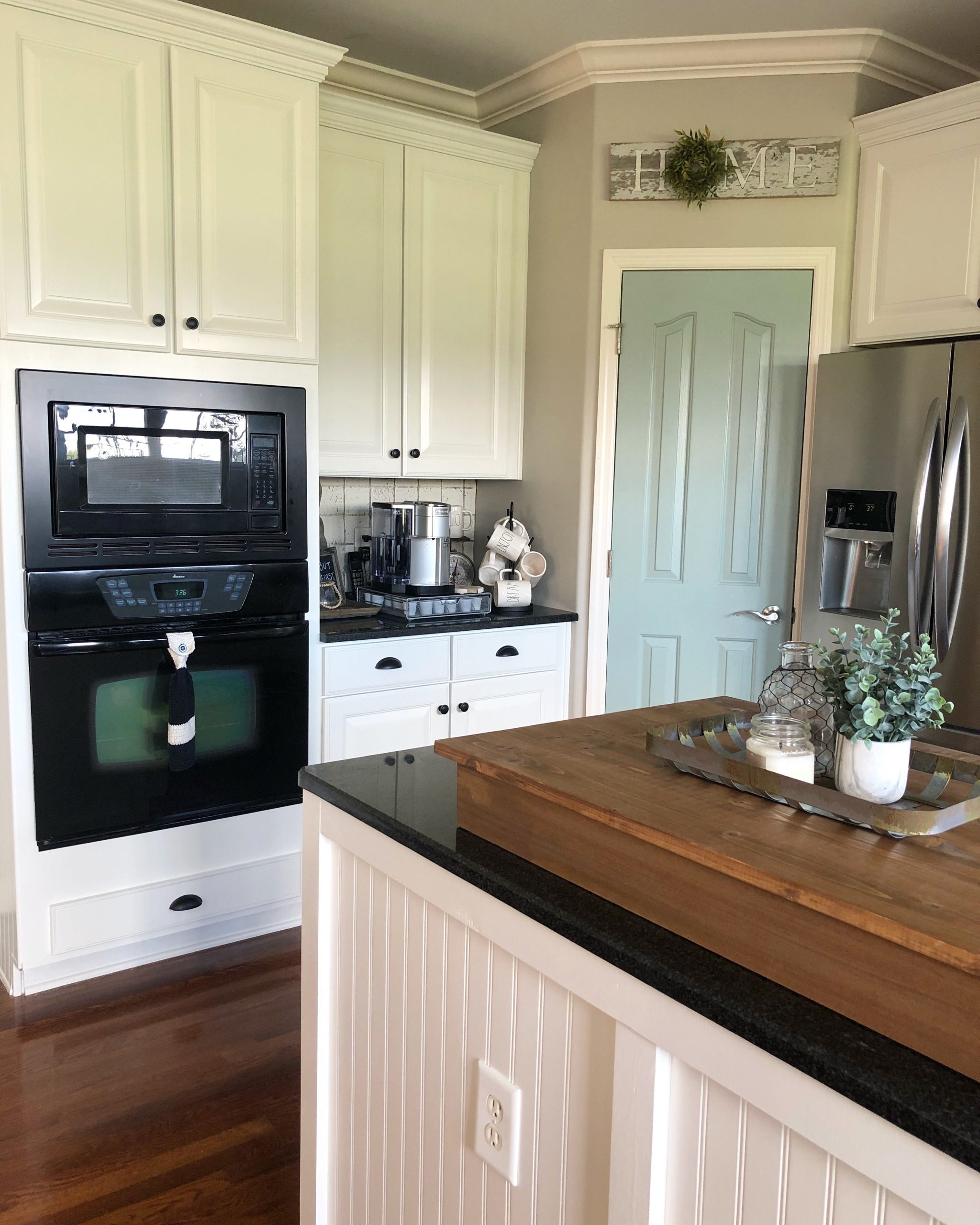 My painted kitchen cabinet makeover...before, after and everything in between! - Wilshire Collections