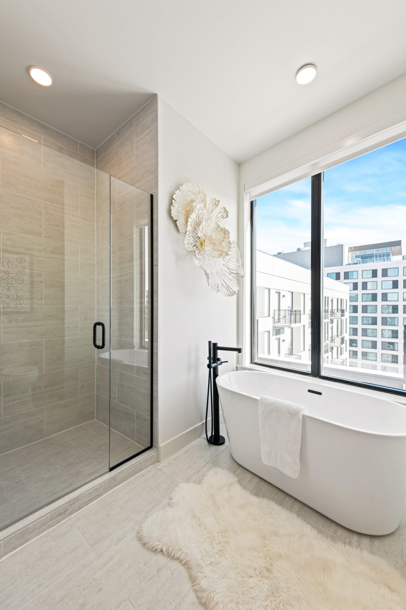 One Seven at Belleview Station | Luxury Apartments in Denver, CO