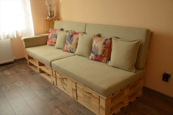Pallet Sofa with Drawers - Easy Pallet Ideas