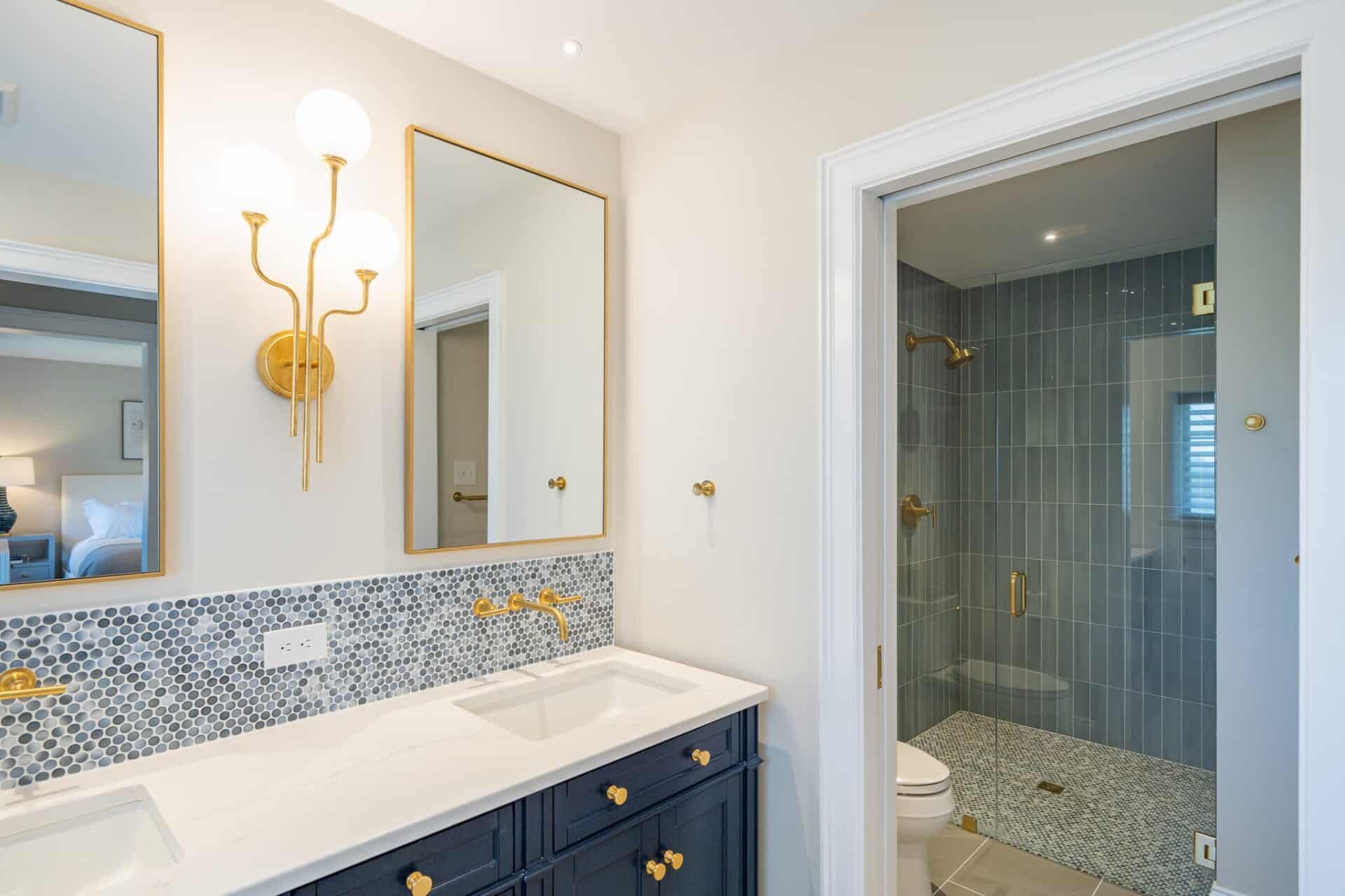 Pick the Best Bathroom Tiles: 8 Creative Ideas | Hazley