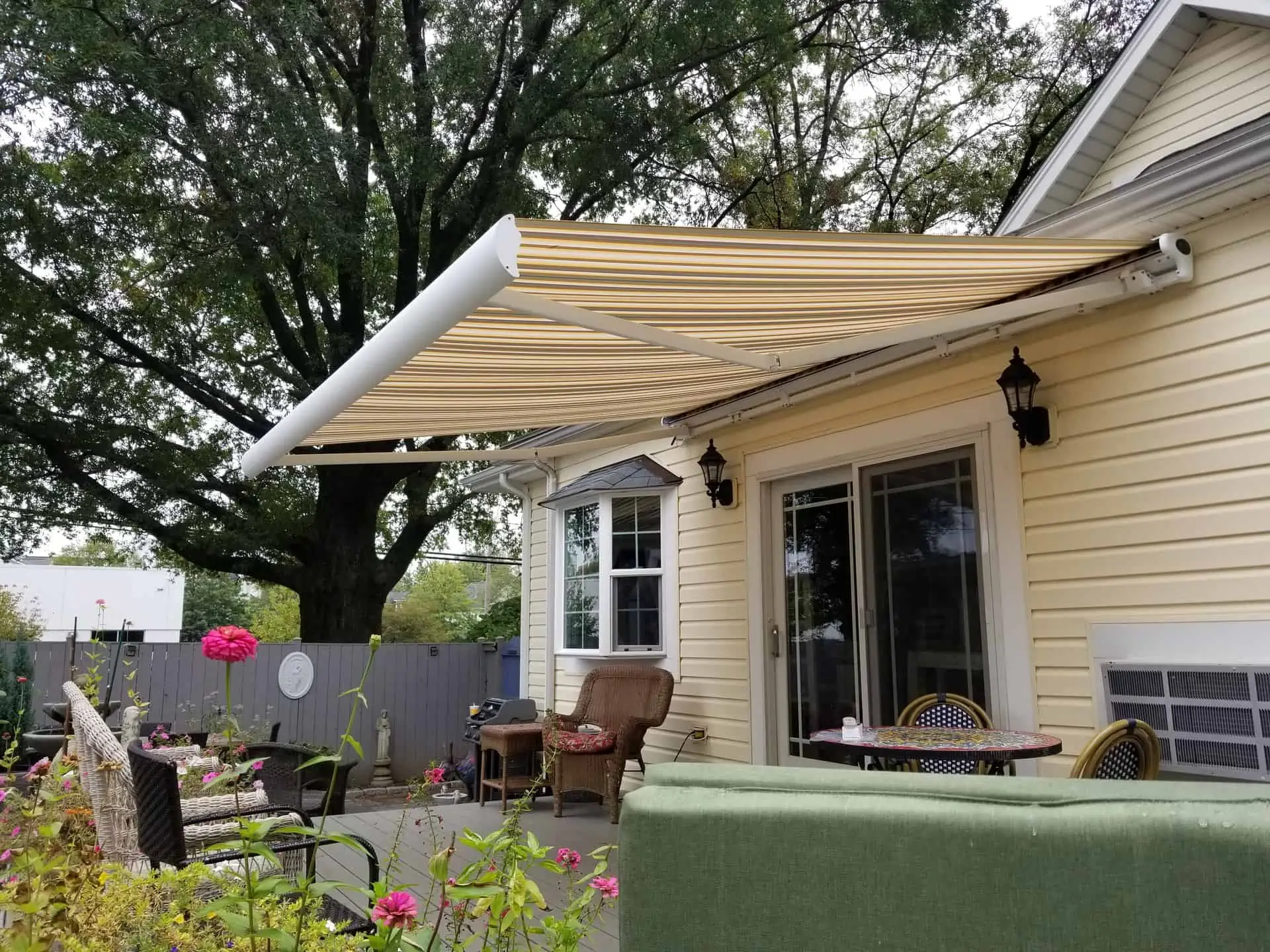 Retractable Awnings | Stylish Shade & Comfort for Your Patio