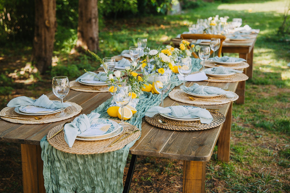 Rustic Wedding Decor: New England Barn & Farmhouse Guide