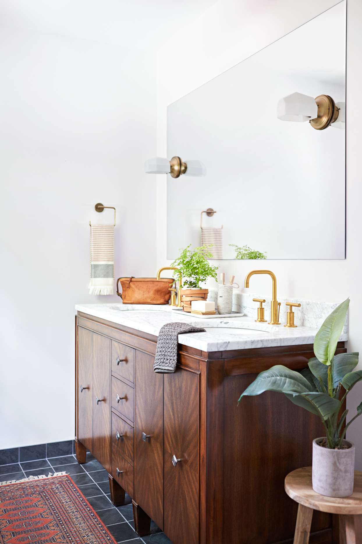 Simple Tricks to Create a Spa-Like Bathroom on a Budget