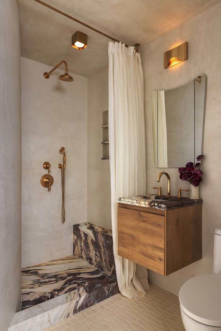 Small Bathroom Ideas: 58 Tips for Genius Design | Apartment Therapy