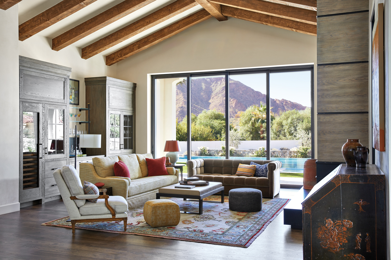 This Arizona Home Puts A Modern Spin On Santa Barbara Style | LUXE Interiors + Design