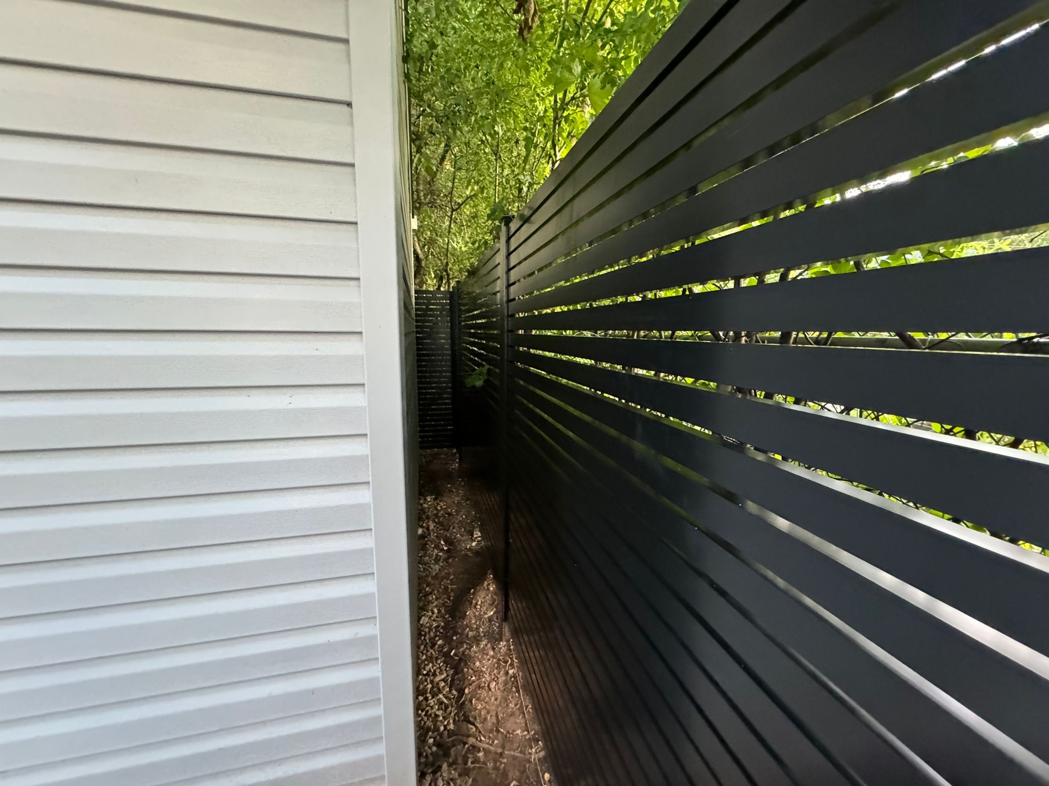 1×2 Aluminum Horizontal Slat Fence - Aluminum Horizontal Slat Fence