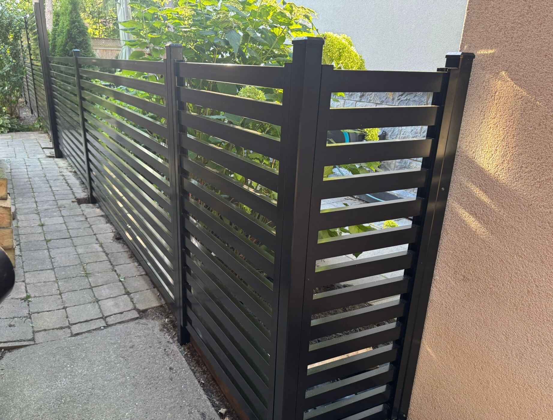 1×2 Aluminum Horizontal Slat Fence - Aluminum Horizontal Slat Fence