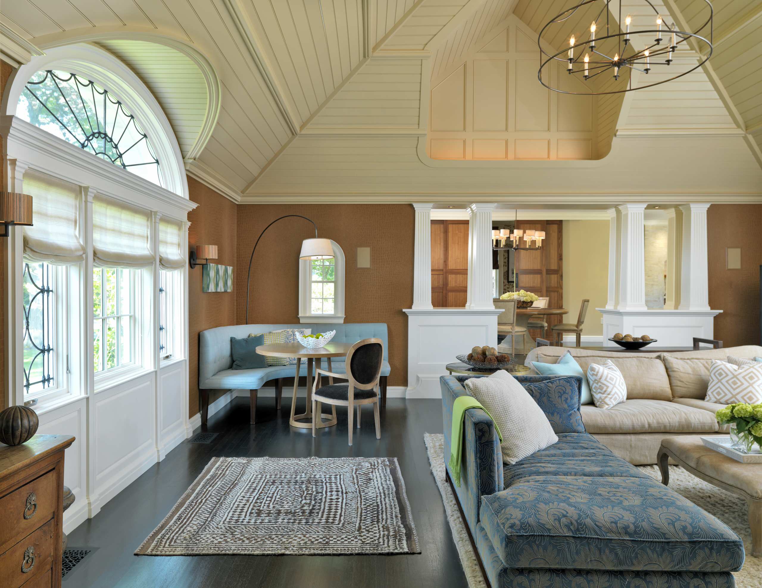 13 Creative Ideas for Living Room Corners