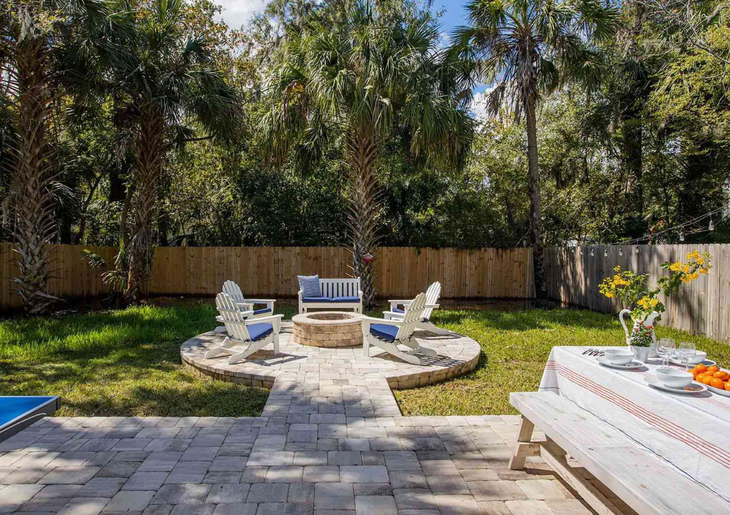 14 Backyard Fire Pit Landscaping Ideas Perfect for Outdoor Entertaining